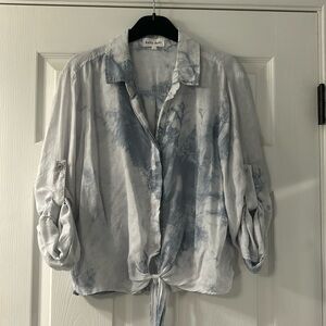 Size M tie dye looking button down
